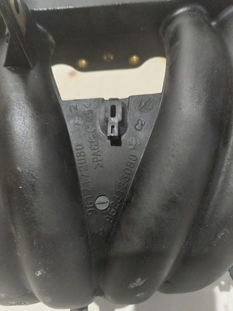 фото №5, Колектор всмоктуючий 9623123080peugeot306 1.4 8v бензин
