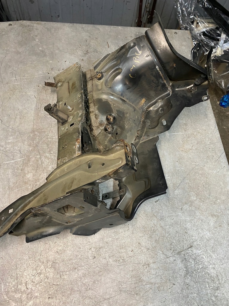 фото №1, Четверть лонжерон левая перед citroen c3 picasso