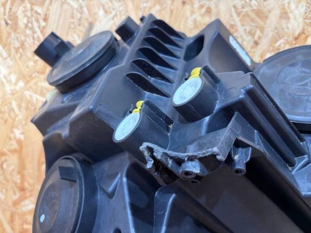 фото №8, Skoda karoq 57b лампа левая перед 57b941015a eu