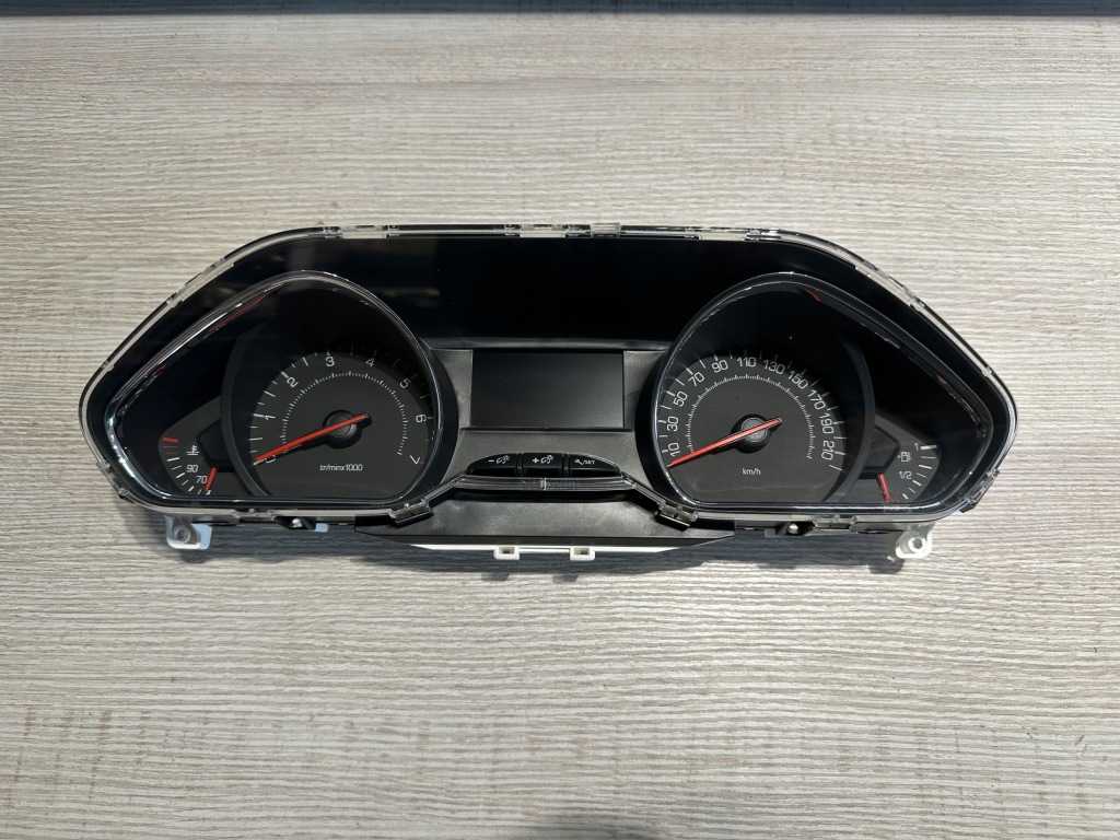 Купити Лічильник peugeot 208 1.2 vti