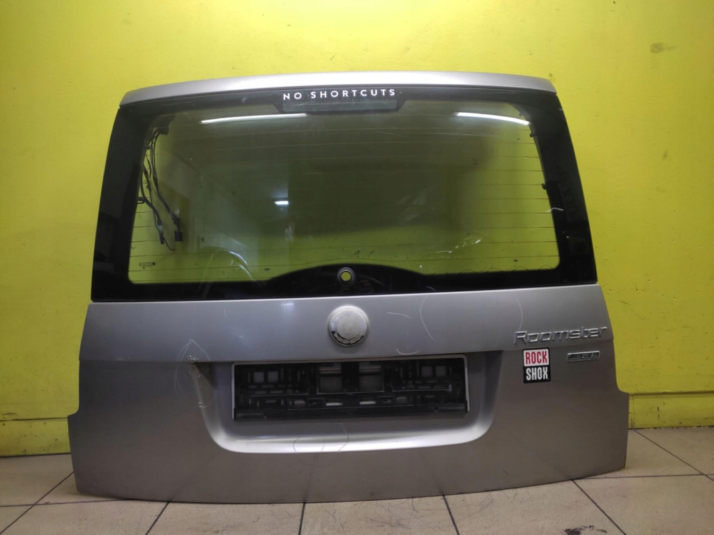 фото №1, Skoda roomster кришка багажника задня 9202