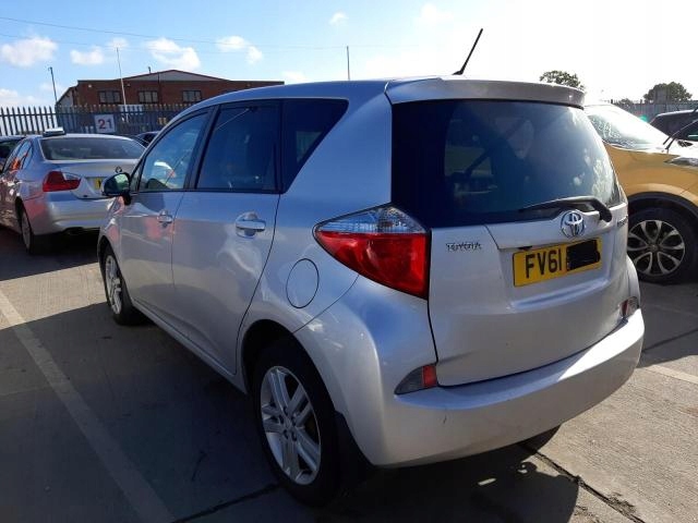 фото №5, Toyota verso s балка подвеска задняя