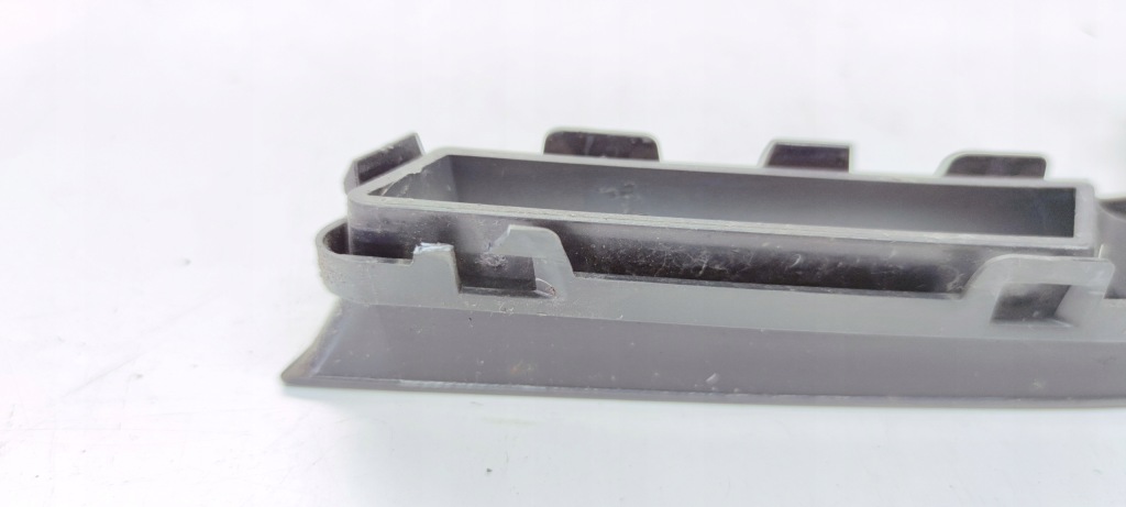 Решётка решётка радиатора бампера левая audi a3 8v lift 8v3807823 Недорого