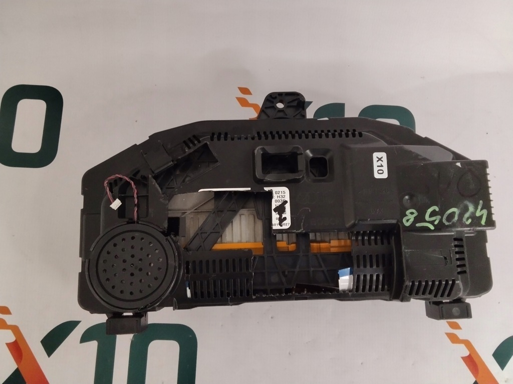 фото №4, Спідометр audi 8v 8v0920790a