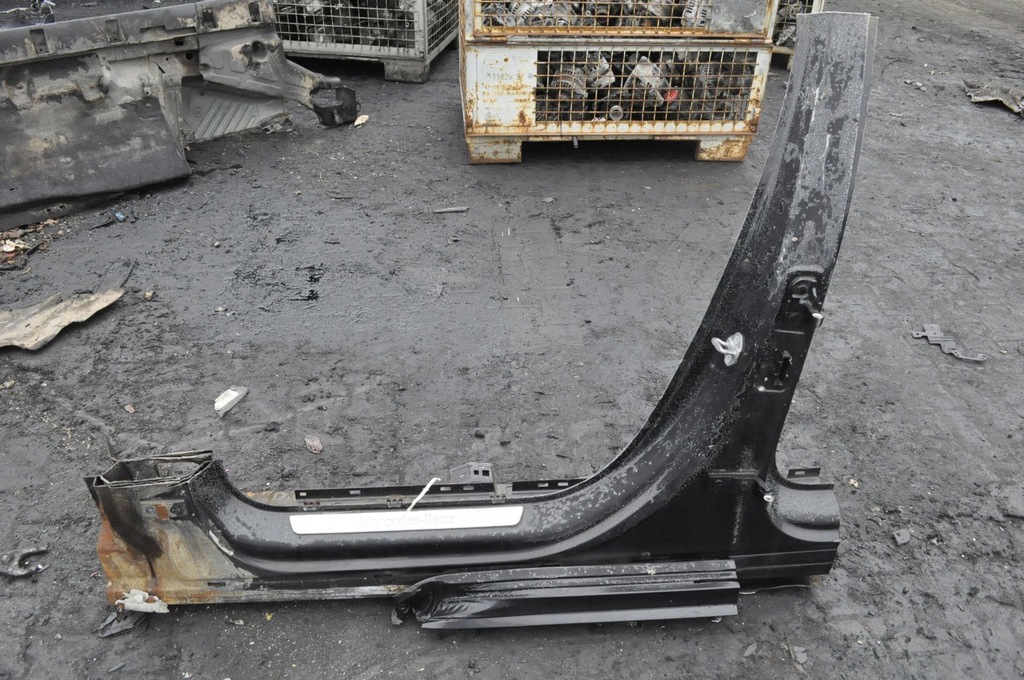 фото №1, Mercedes a w177 блок двигателя порог левый