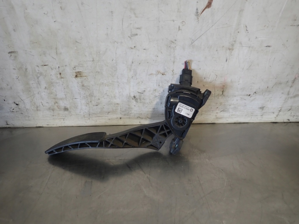 Педаль газа chrysler grand voyager v 2.8 Цена