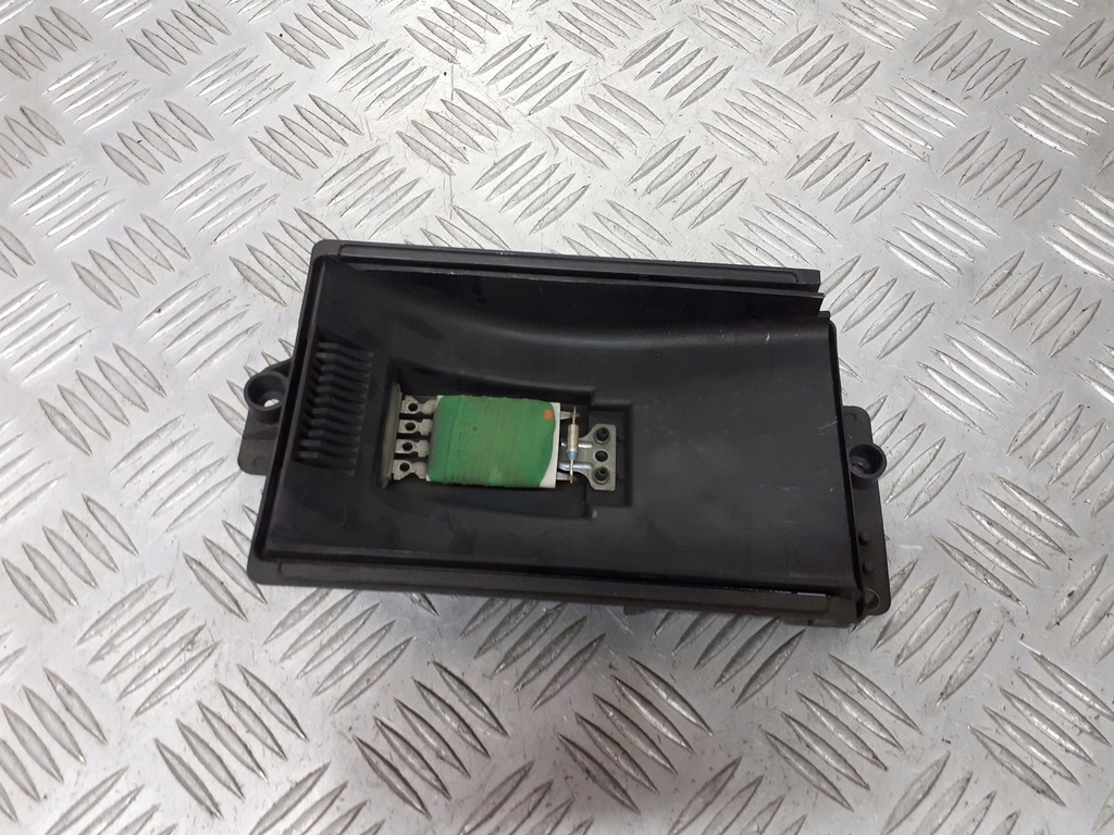 фото №1, Резистор резистор вентилятор vw golf iv