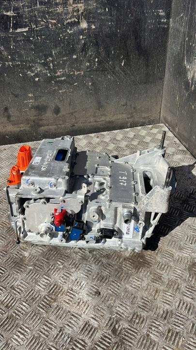 Інвертор з блок запалювання renault zoe 2022 296g17571r в Україні