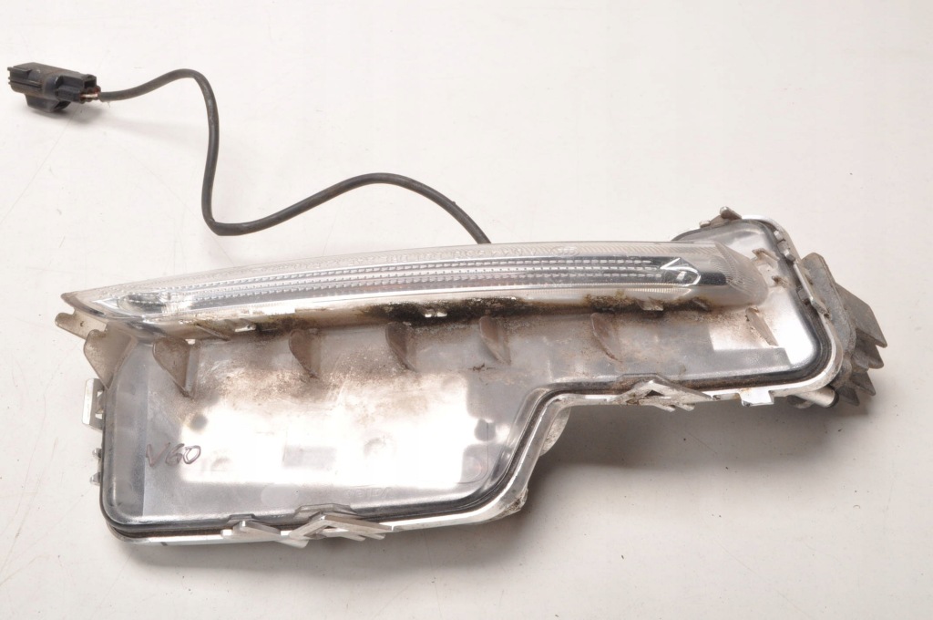 фото №1, Volvo s60 ii v60 лампа led светодиодная 31353290 правая lift