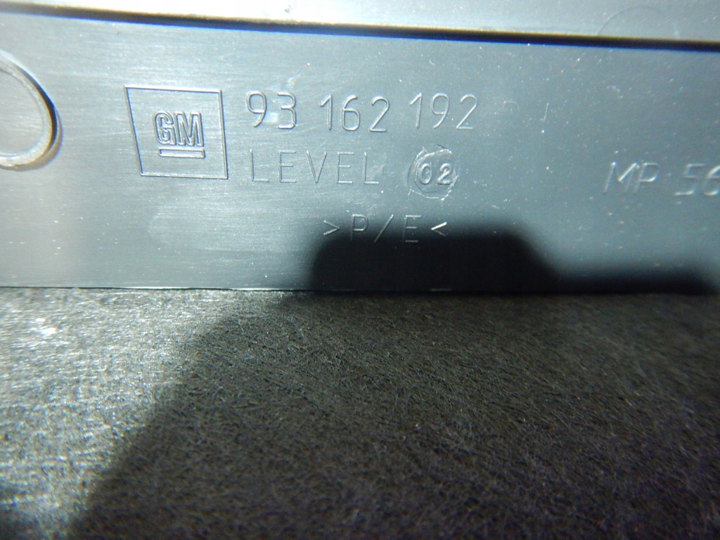 фото №6, Opel tigra b ii twin top 04- бардачок багажника 93162234