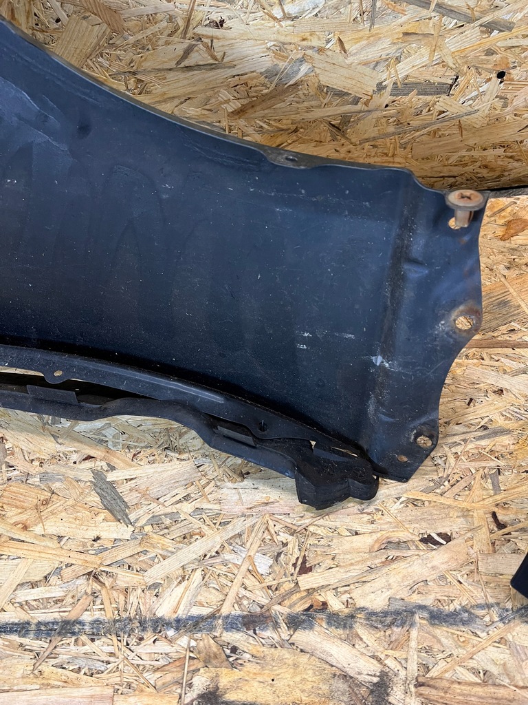 фото №6, Крила лівий lexus is ii 220 код лакофарбового покриття: 8p8