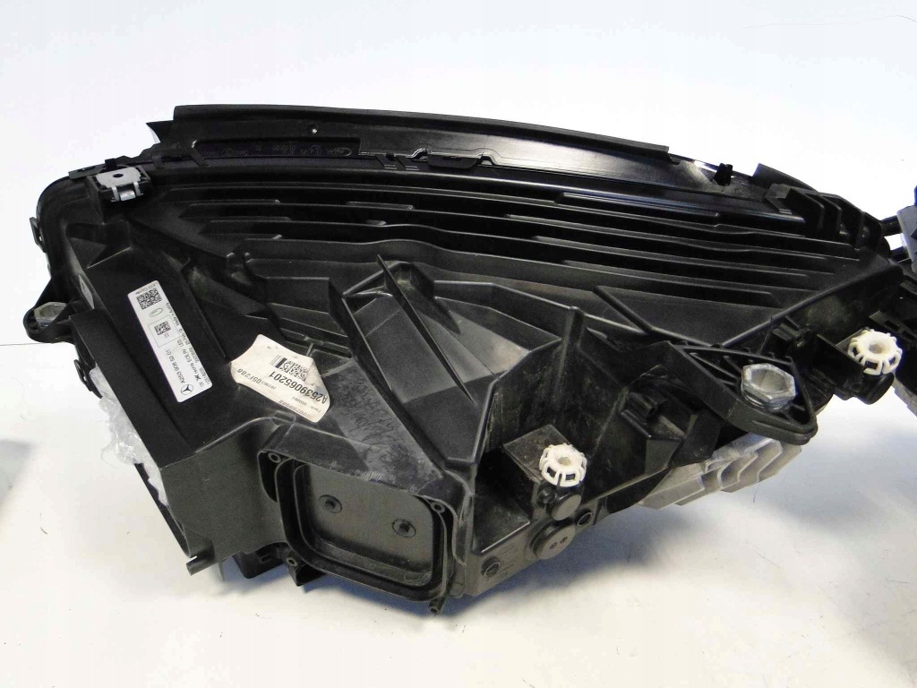 Купити Mercedes glc 253 лампа права full led high perform