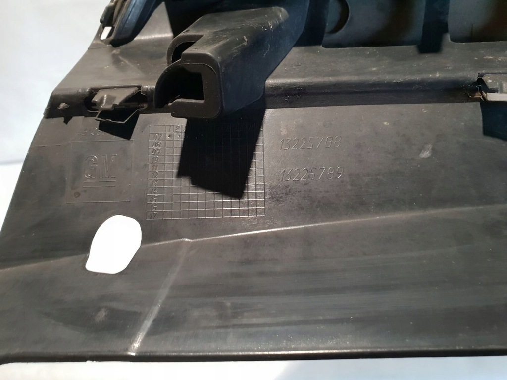 фото №10, Opel vauxhall astra iii h lift решётка радиатора решётка радиатора перед