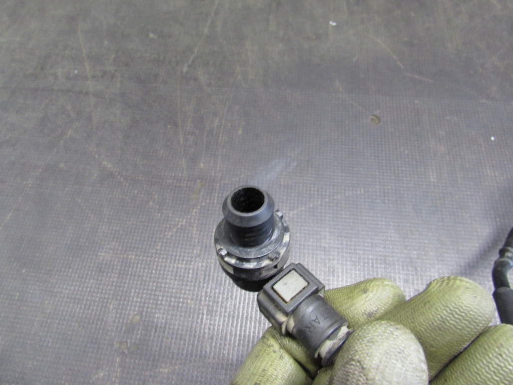 фото №7, Шланг усилитель тормозов peugeot 407 2.0 b 04-11r