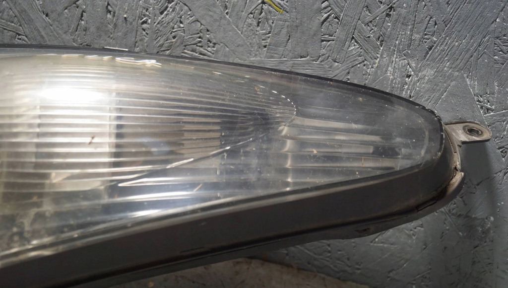 фото №8, Лампа лівий перед toyota celica vii s1365