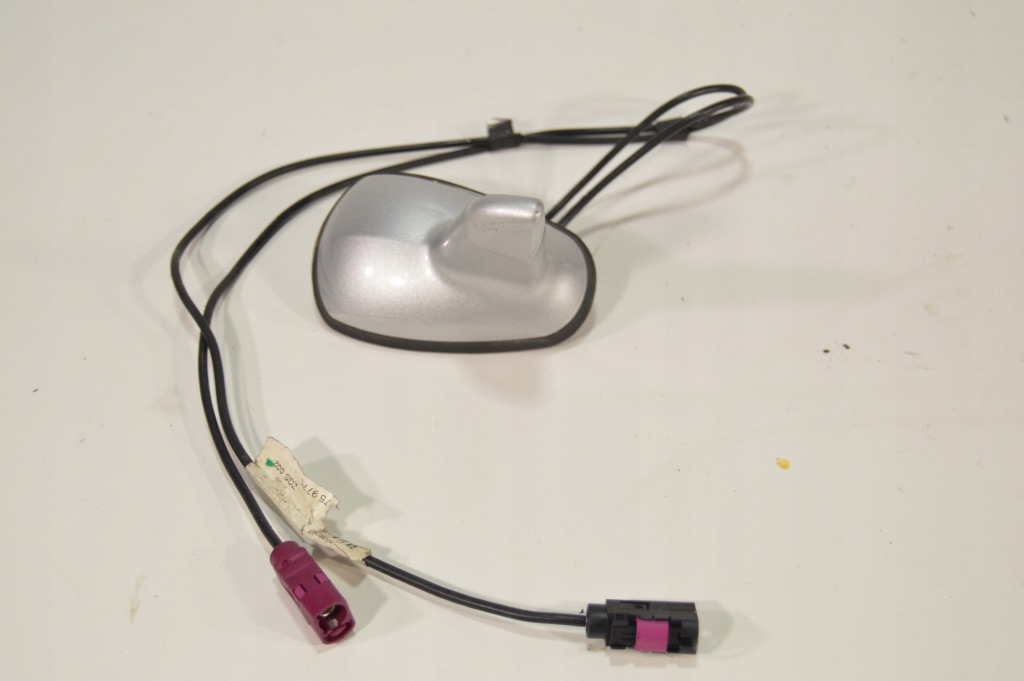 фото №1, Антена gps дах mercedes w221 lift плавник 775