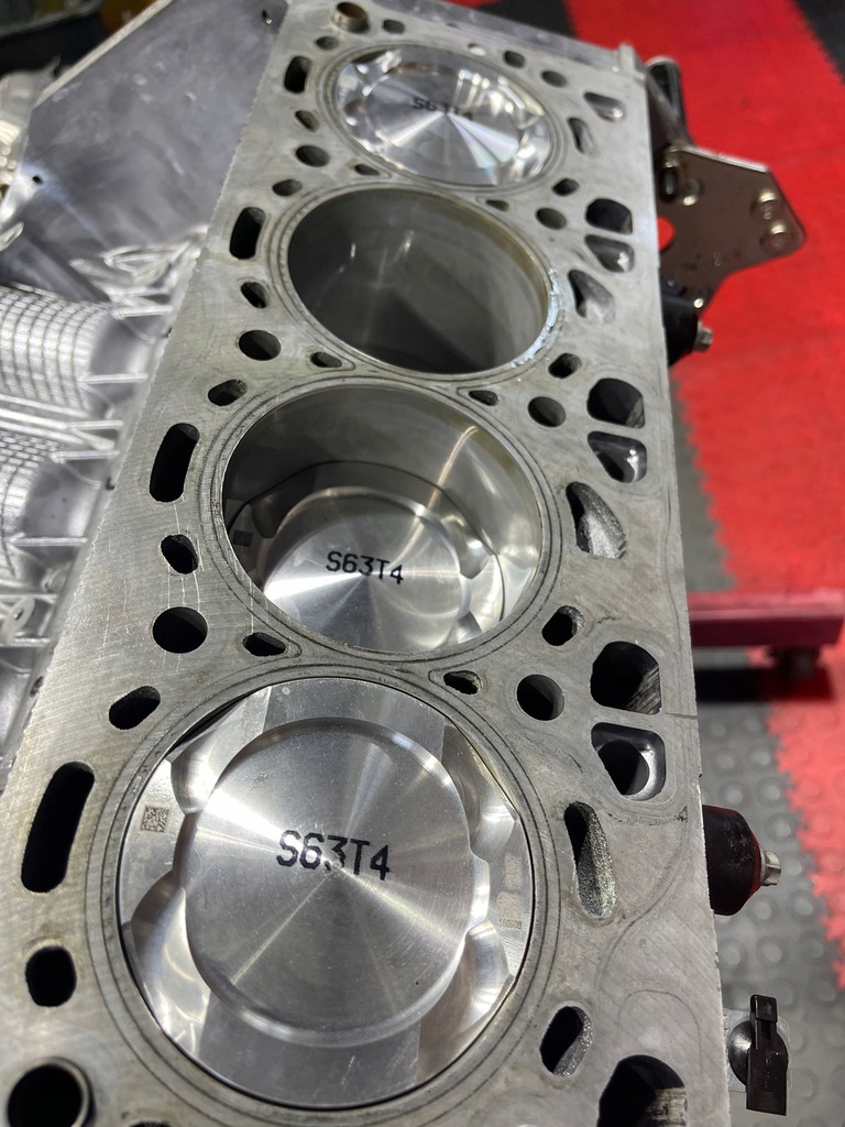 фото №15, Двигатель bmw m5 f90 m8 f92 4.4 s63b44b