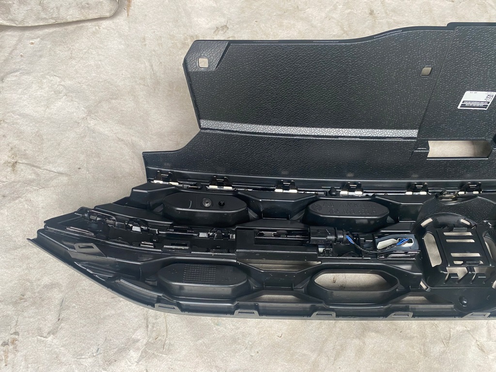 фото №4, Vw t-roc r r-line 21-решётка радиатора w бампер led