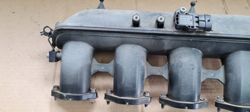 Maserati quattroporte vi колектор впускний  повітря 3.8 v8 285819 Ціна