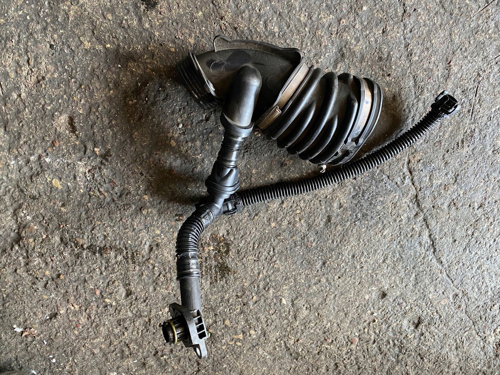 фото №6, Bmw x5m e70 x6m e71 труба шланг воздуха 7589651