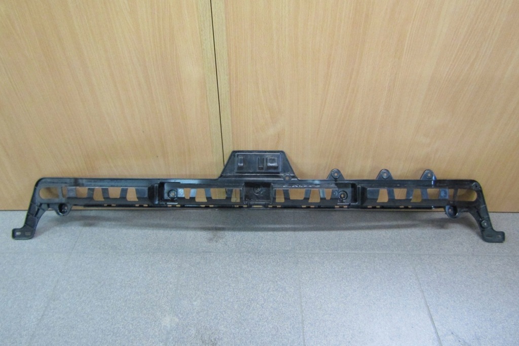 фото №1, Напрямна кронштейн бампера задня jeep compass 16-