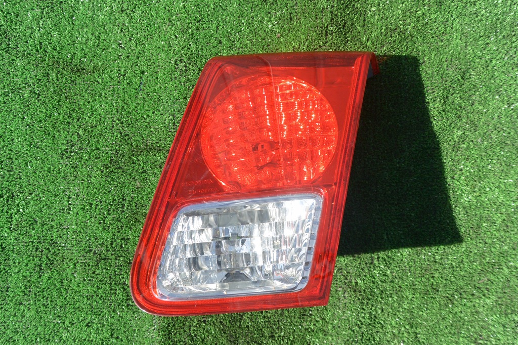 фото №1, Civic vii sedan lift лампа правая задняя w крышка