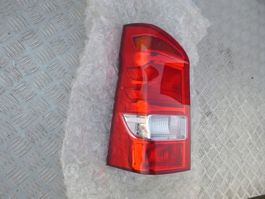 фото №1, Mercedes vito w447 a447 14- лампа левая задняя задняя
