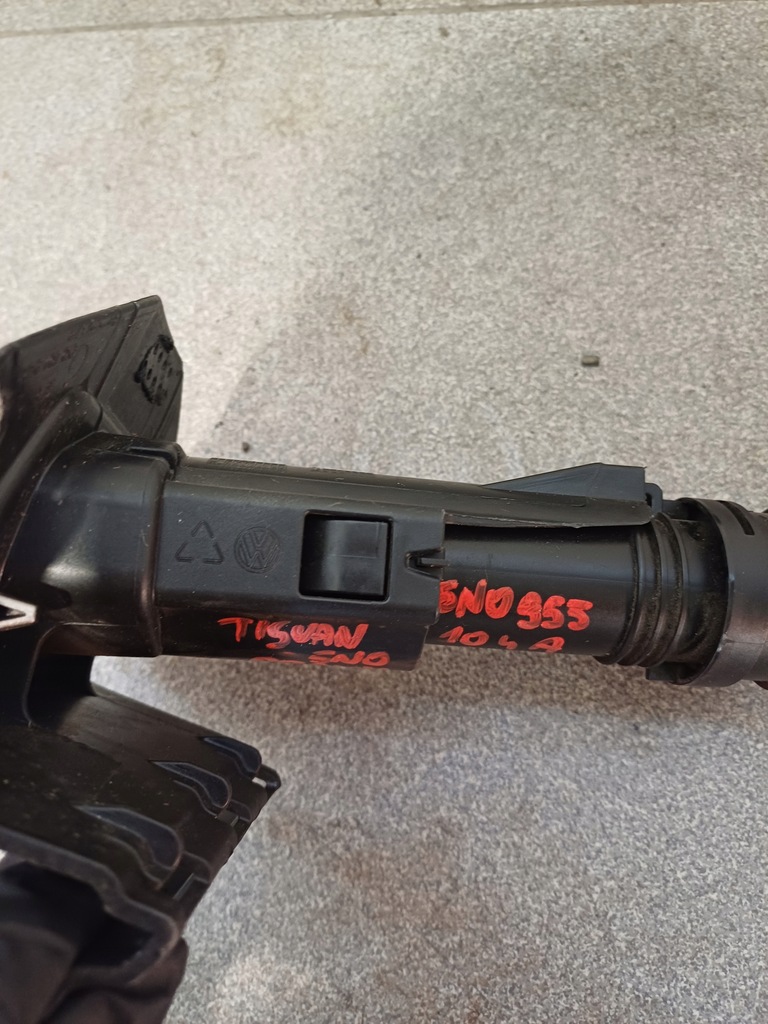 фото №6, Омивач фара кронштейн заглушка правий vw tiguan 5n0955104a