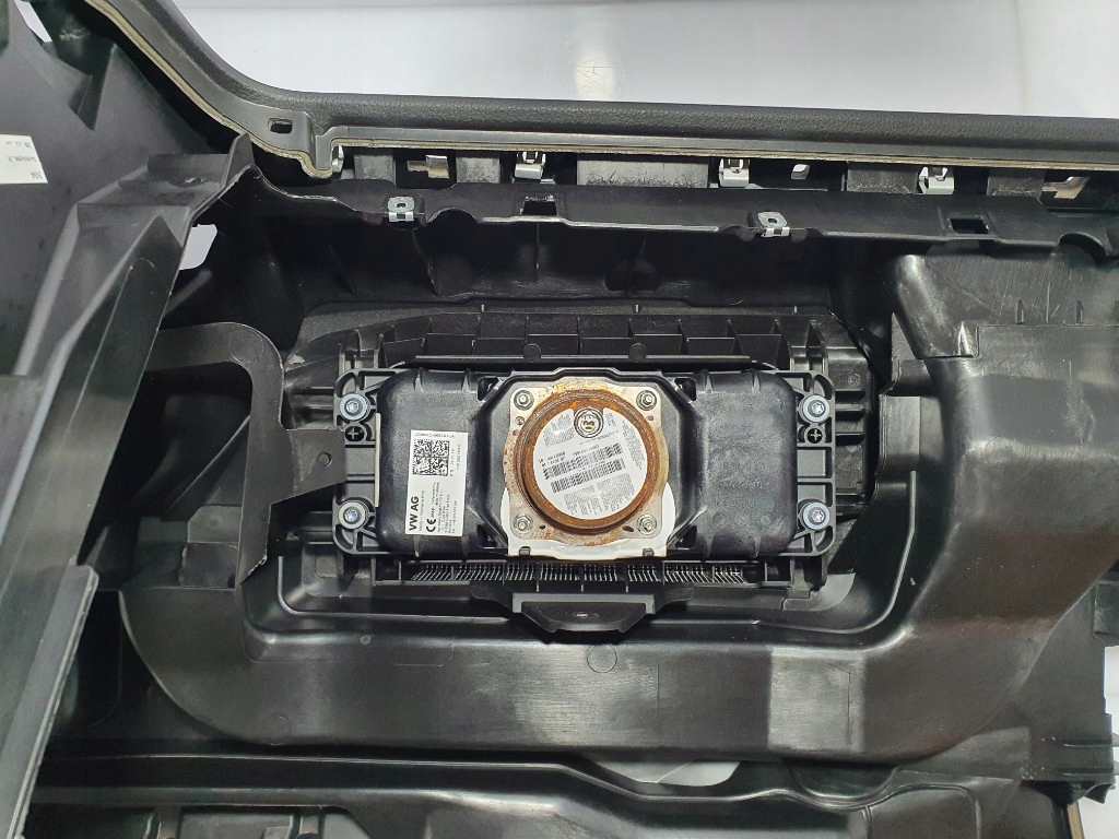 фото №13, Панель  панель приладів приладова подушка безпеки 8v0880204e golf vii 5g europa super стан