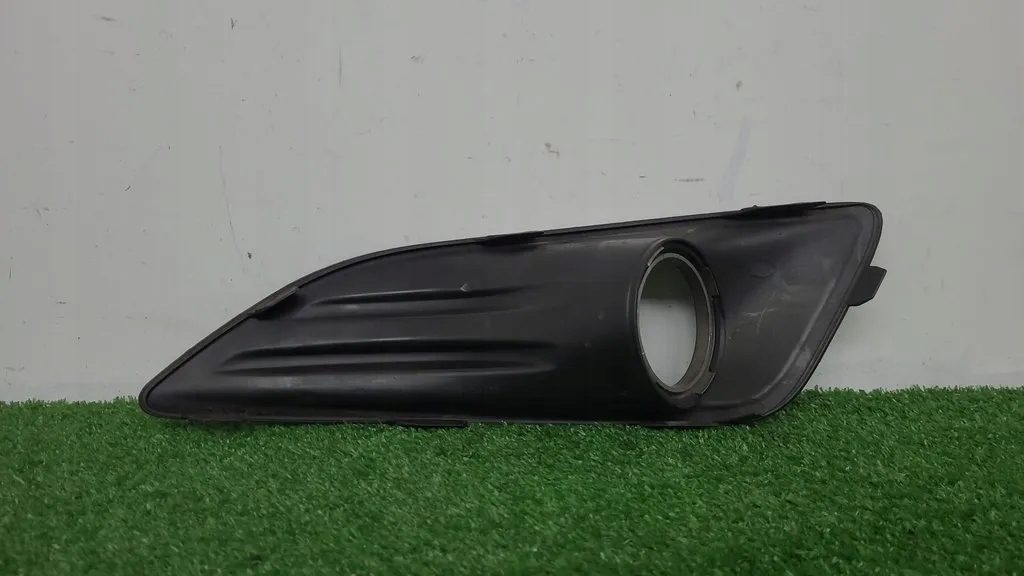 Купити Решітка бампер протитуманна фара хром праві ford fiesta mk7