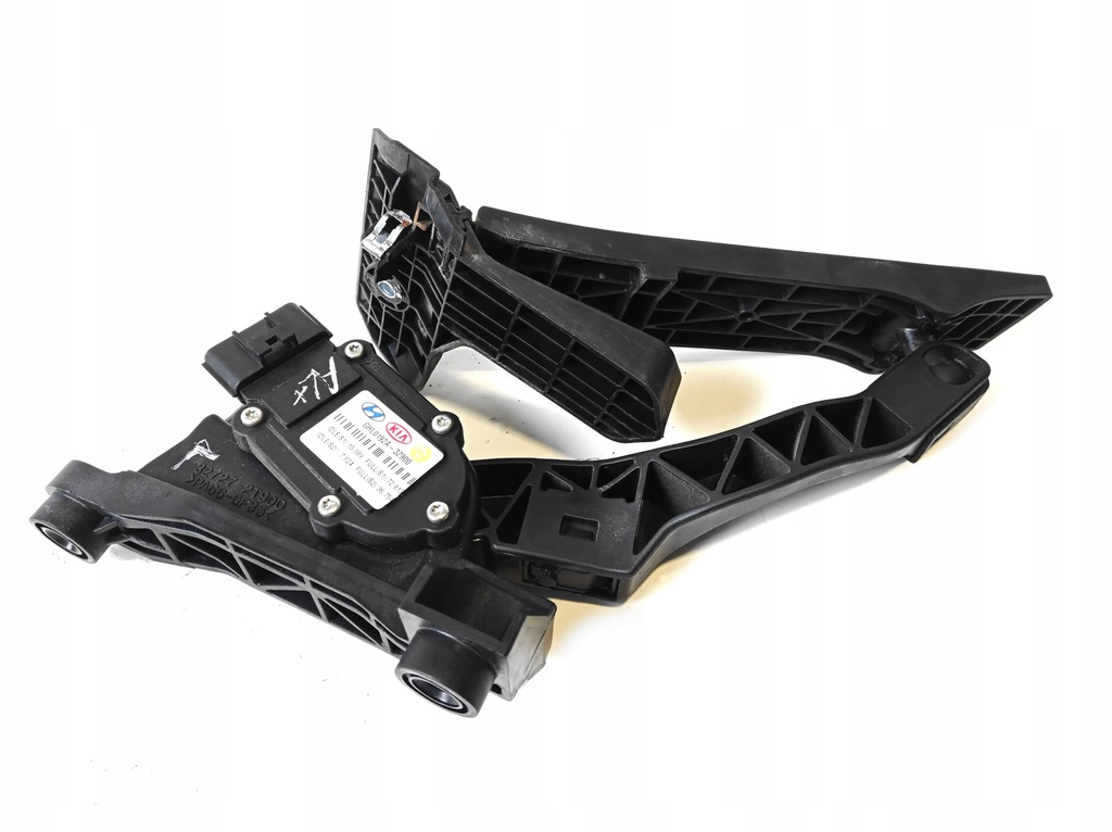 фото №1, Потенциометр педаль газа hyundai i40 32727-2t900