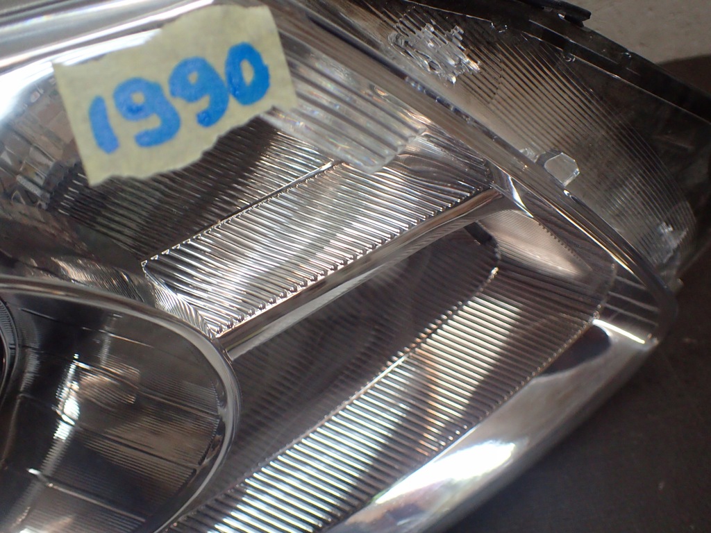 фото №5, Лампа перед правая toyota avensis t27 линза