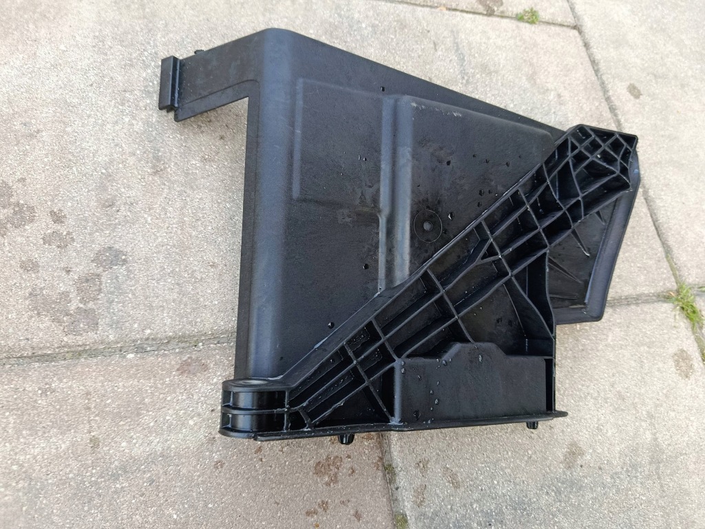 Накладка основание корпус аккумулятор bmw x1 f48 Недорого