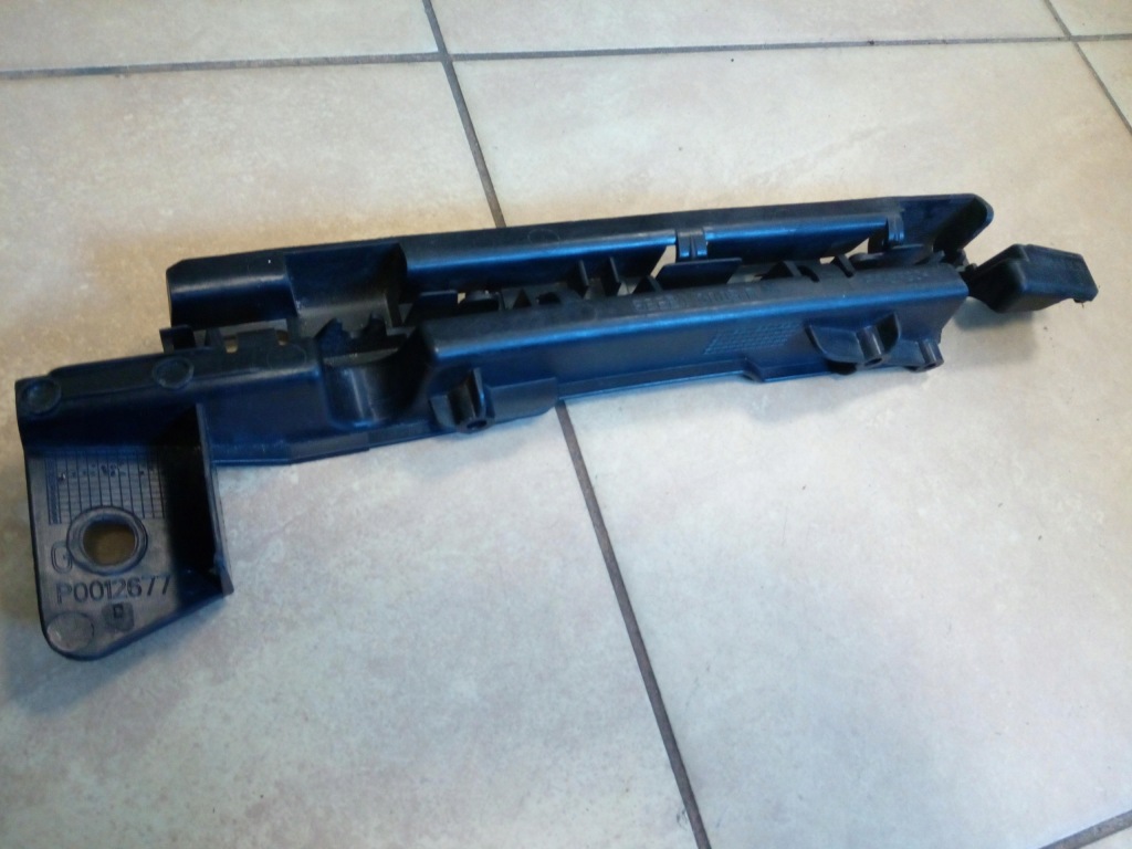 фото №1, Направляющая бампера renault laguna iii перед левый 622210005r новый oryg.