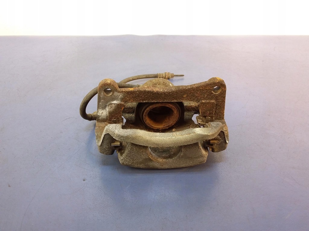 фото №3, Mazda 6 gj суппорт перед левый передний