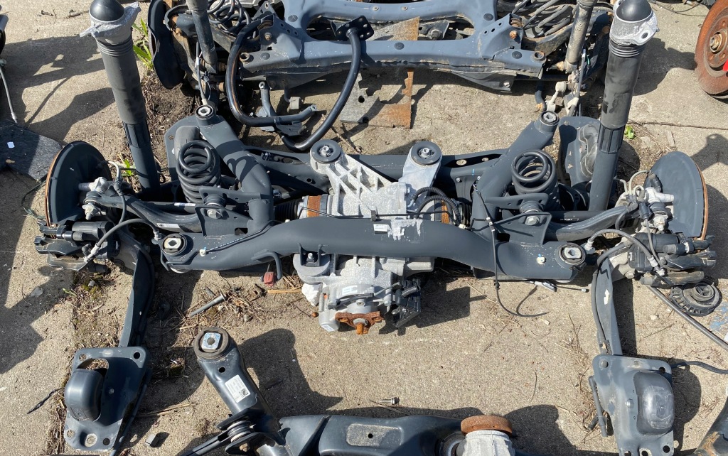 фото №1, Подвеска задняя audi rsq3 rs3 83a 2.5 tfsi