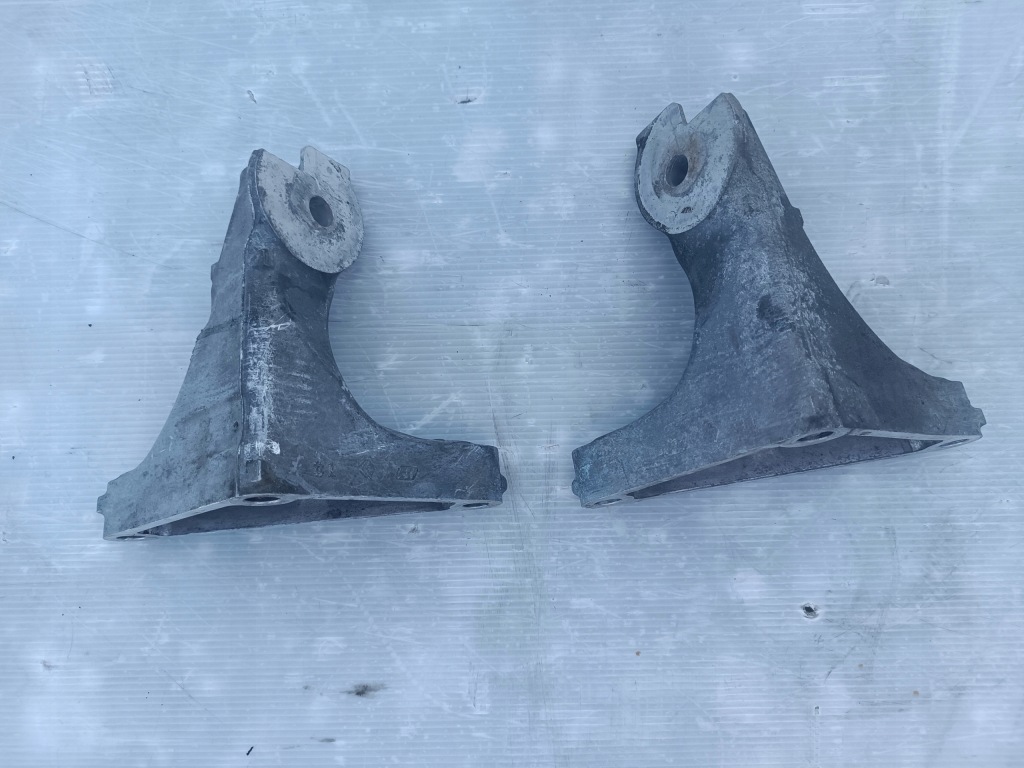 фото №1, Кронштейн кронштейн subaru legacy v 2.0d