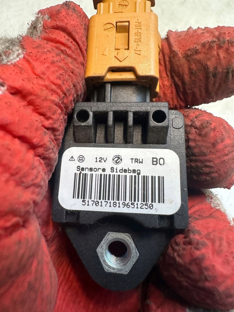 Fiat grande punto датчик ударный правый боковой 5170171819651250 в Украине