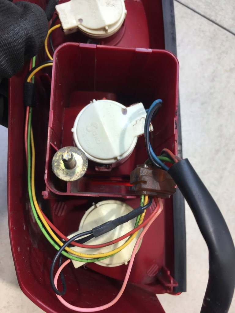 фото №10, Лампа левый задняя peugeot 807 2.2 hdi