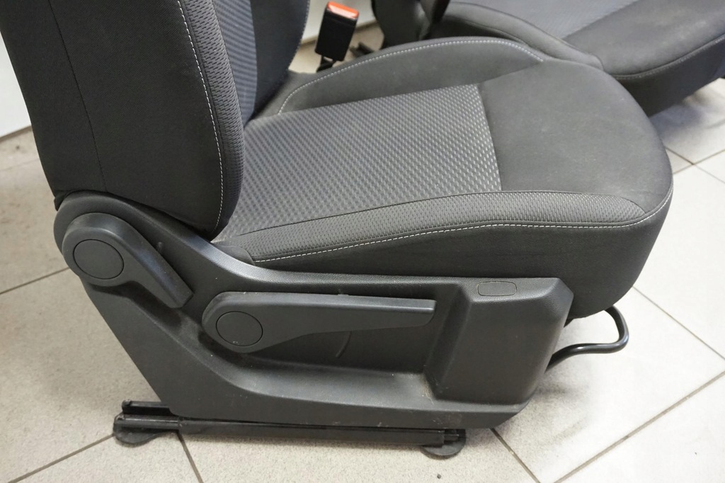 фото №7, Сиденья заднее сиденье dacia duster ii