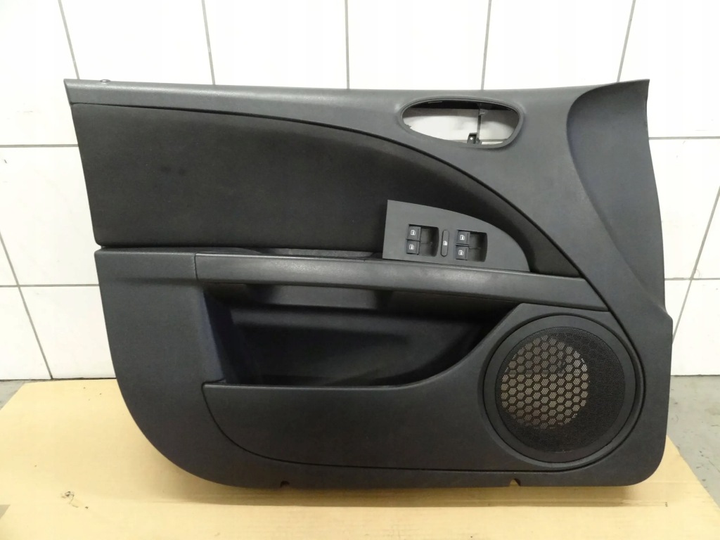 фото №1, Seat leon ii 2006 fr обивка обшивка дверь левый перед передний