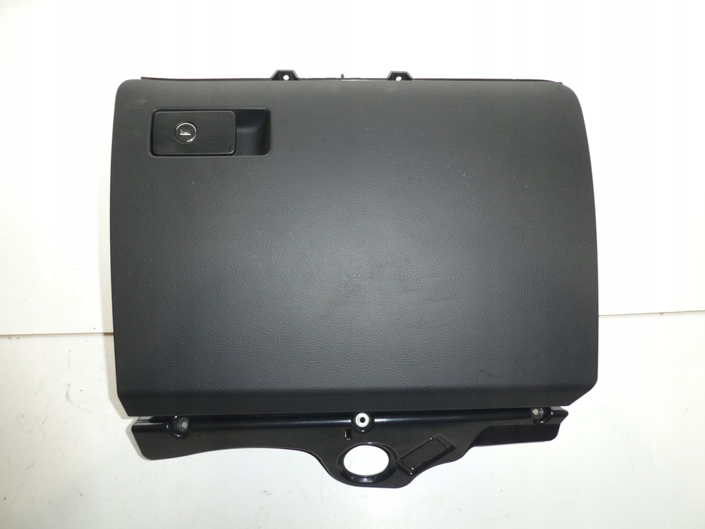 фото №1, Бардачок пассажира vw passat b7 3c1857101l