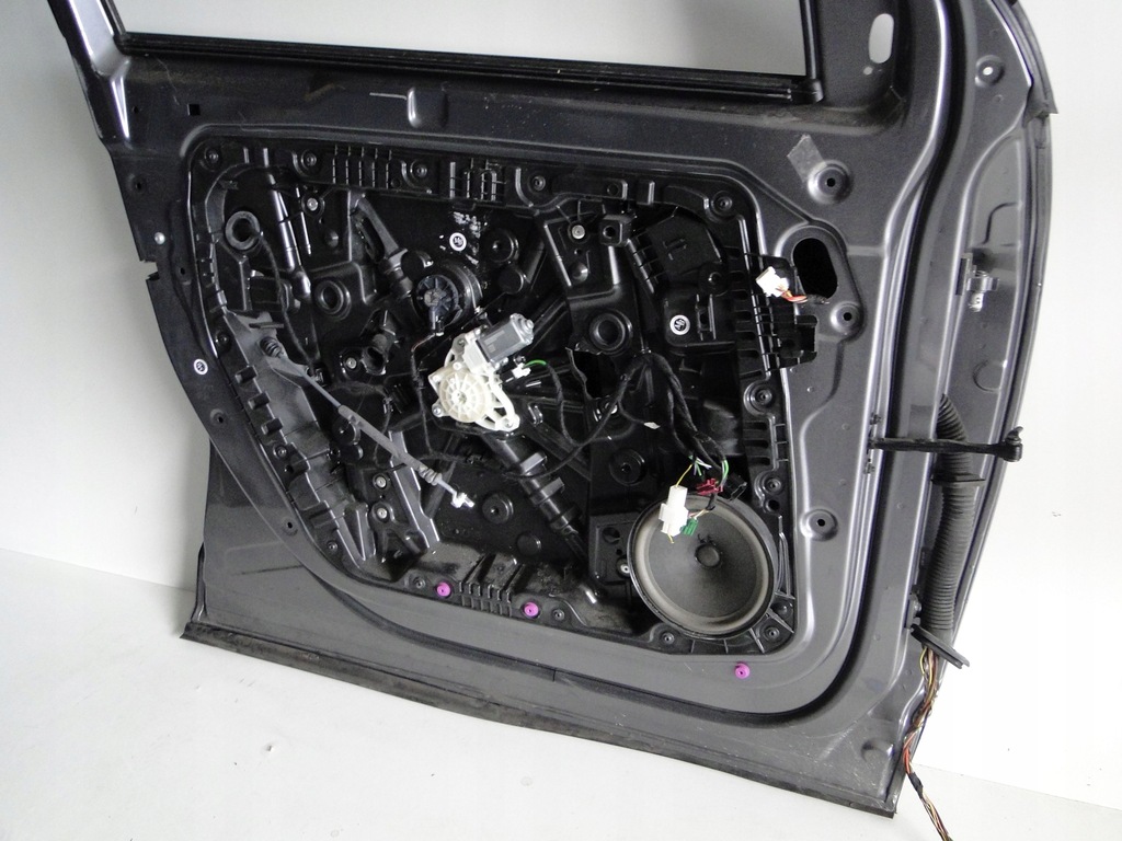 фото №15, Mercedes gla h247 247 дверь перед передние левая 787