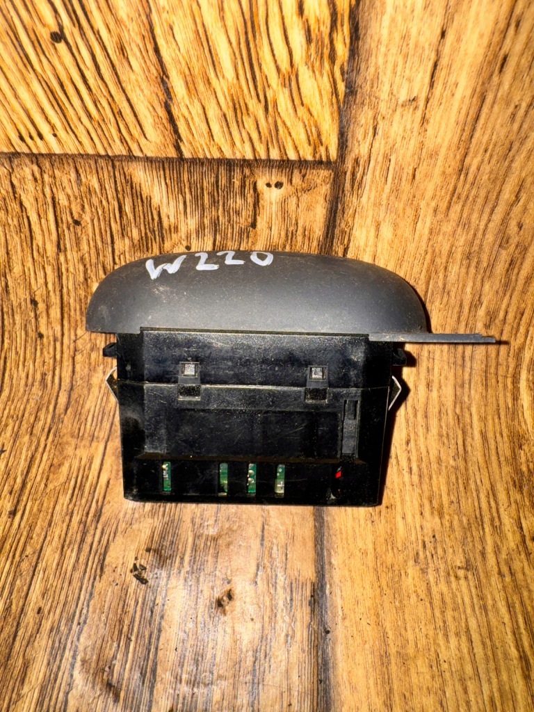 Купить Mercedes w220 дисплей pdc парктроник