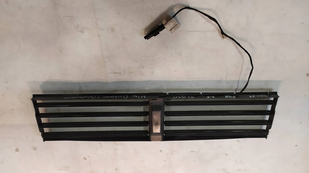 фото №6, Bmw x1 f48 2 f45 f46 жалюзи шторка воздуховод воздуха