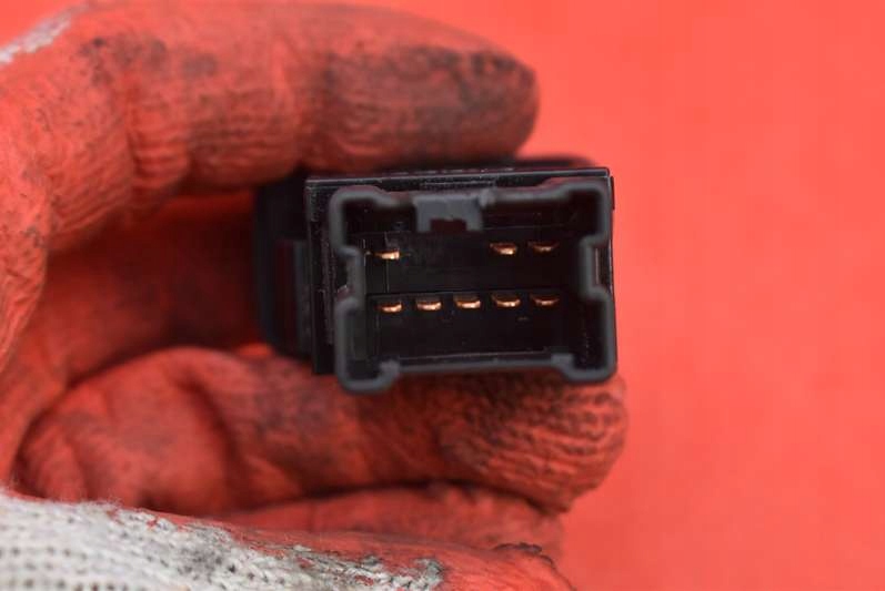 фото №8, Вимикач світла аварійних 06016 nissan maxima a33 00-05