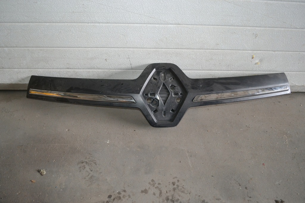 фото №1, Решітка радіатора решітка радіатора молдинг logo перед renault trafic iii