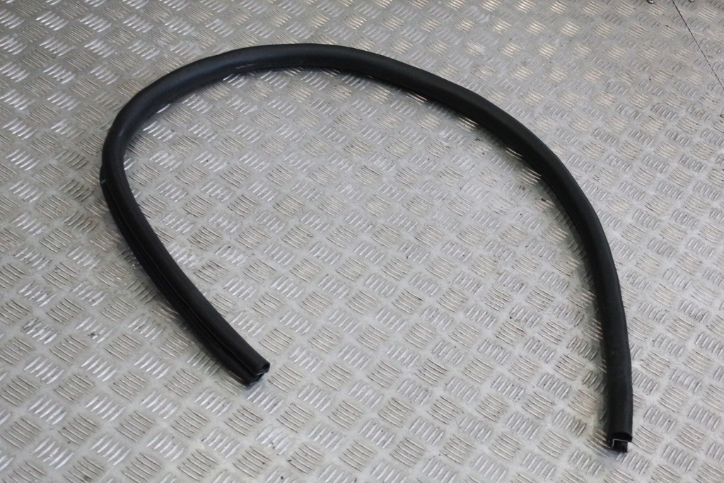 фото №1, Прокладка дверь mercedes sl amg r232 a2326970300