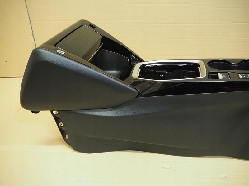 фото №10, Туннель средний peugeot 2008 ii gt-line