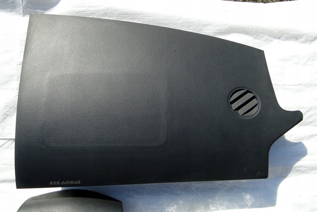 фото №1, Подушка заглушка подушка безопасности пассажира corolla verso fl